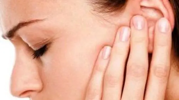 جوش های دردناک درون گوش را چگونه درمان کنیم؟