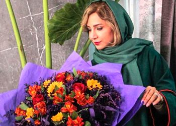 میزبانی شبنم قلی‌خانی از پسر کوچک آیت الله هاشمی‌رفسنجانی؛ اهدای گل توسط یاسر هاشمی به خانم بازیگر و دوستانش+عکس