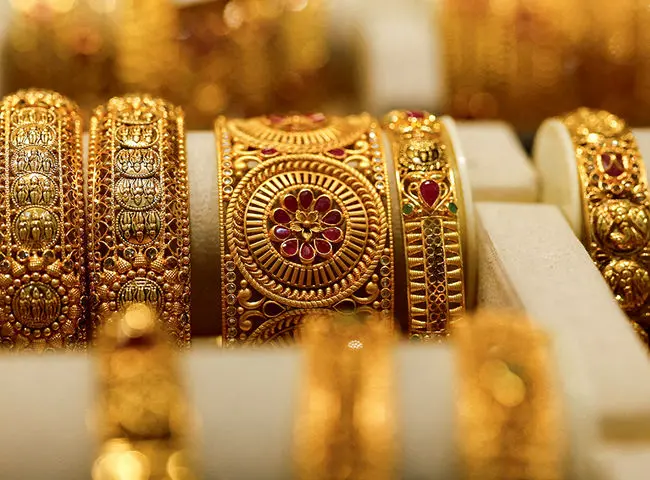 قیمت طلا و سکه امروز دوشنبه 24 آذر 1404 / افزایش بیش از 6 میلیون تومانی سکه طی یک روز!