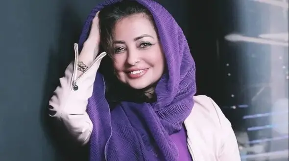 فیلم / آماده شدن نفیسه روشن برای شب یلدا به سبک عروس ها!/ نفیسه روشن: فعلا عروس نیستم!