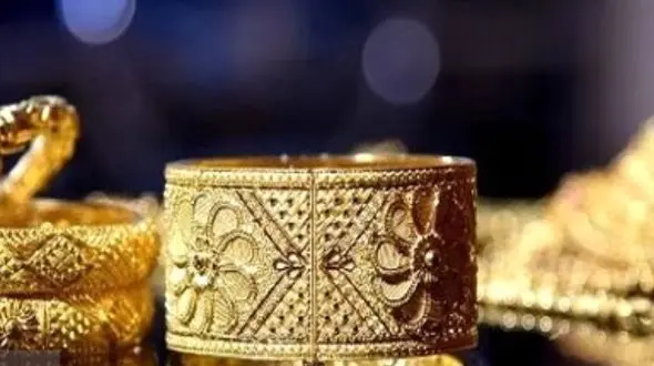 سرقت هالیوودی در کاشمر / سقف مغازه را شکافتند 2 کیلو طلا بردند