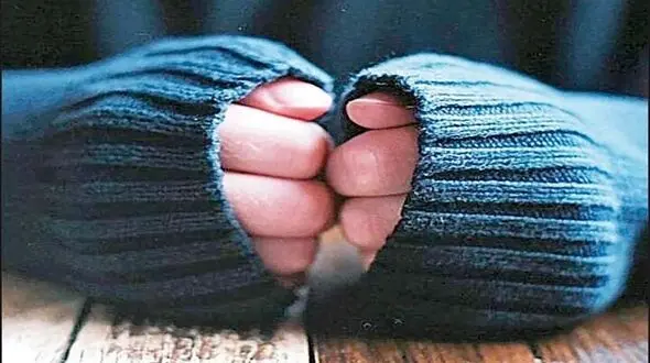 دست و پای سرد می دانید نشانه کمبود کدام ویتامین است؟