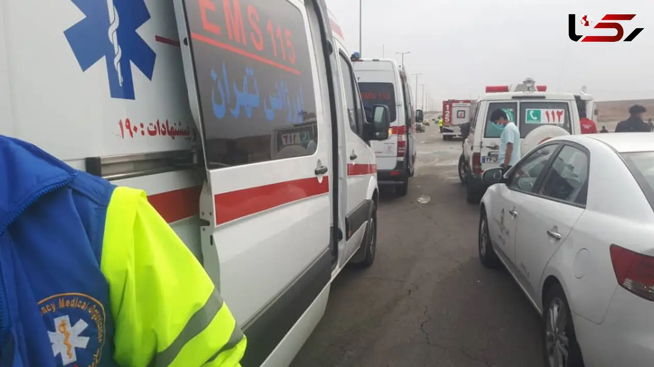 مرگ دختر 15 ساله در واژگونی اتوبوس در جاده بندرعباس