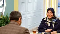 دکوراسیون شیک خانه المیرا شریفی مقدم و همسرش / از تابلو فرش نفیس تا مبلمان هماهنگ با کاغذ دیواری