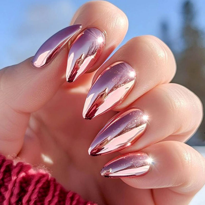 طراحی ناخن کروم آینه ای صورتی