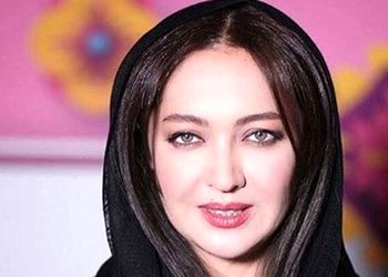نگاهی به استایل کلاسیک نیکی کریمی در دفتر کارش با چهره همیشه جوان خانم سوپراستار
