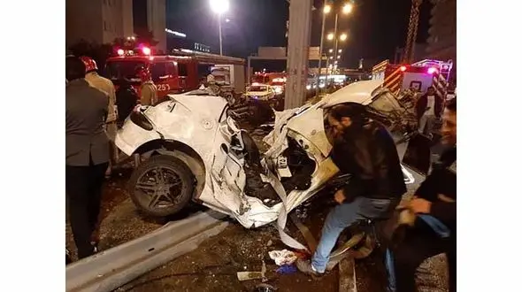 حادثه وحشتناک برای یک 206 له شده در نیایش تهران + عکس های دلهره آور