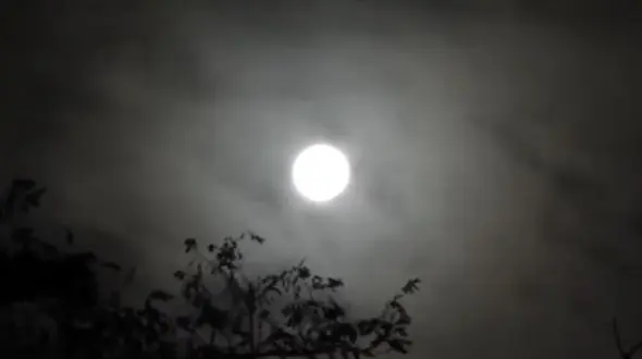 شنیده شدن صداهای وحشتناک در آسمان شهر های مختلف! +فیلم ترسناک