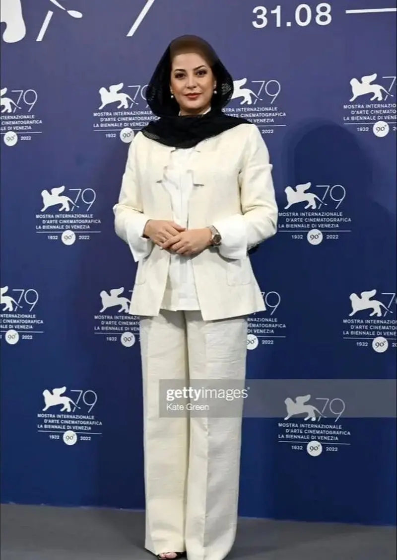 طناز طباطبایی