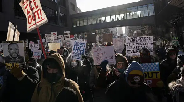 اعتراضات گسترده علیه «اداره مهاجرت و گمرکات آمریکا» در مینیاپولیس