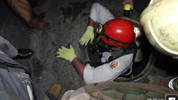 ۲ کارگر در کانال آب زیرزمینی خیابان پیروزی مفقود شدند 