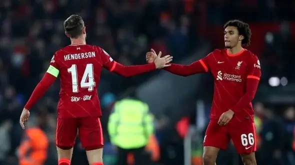 دستور یک مادر به ستاره تیم ملی انگلیس ؛ حق نداری تتو کنی ! +عکس