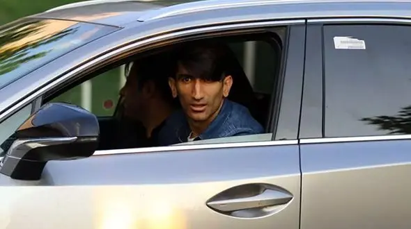 علیرضا بیرانوند چه خودرویی وارد کرد؟ + سند