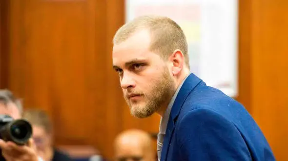 قتل عام اعضای خانواده میلیونر با تبر / پسر ناخلف اعتراف کرد + عکس