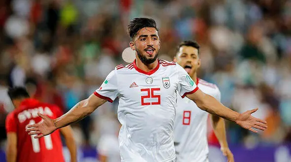 عکس عروس ترکیه ای مهاجم ملی پوش ایران ! / اللهیار صیادمنش داماد شد !