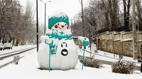 تصاویری زیبا از بارش  برف در همدان