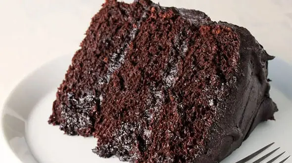 آموزش گام‌به‌گام پخت کیک شکلاتی + فیلم