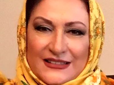 فیلم / مریم امیرجلالی :من 77 سالمه، نیازی نمیبینم برم لبهامو  ژل بزنم و مثل اردک کنم یا ابرو تتو کنم و لپ باد کنم/ هزار ماشالله به خودم،همینه که هست...