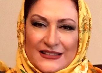 فیلم / مریم امیرجلالی :من 77 سالمه، نیازی نمیبینم برم لبهامو  ژل بزنم و مثل اردک کنم یا ابرو تتو کنم و لپ باد کنم/ هزار ماشالله به خودم،همینه که هست...