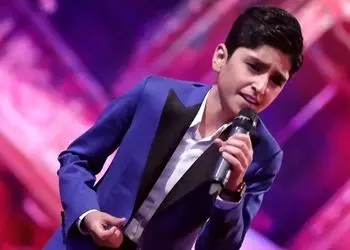 فیلم آواز باشکوه /  احسان علیخانی برا علی طولابی کری خوند که نمیتونی ترکی بخونی ولی تهش خجل شد ...