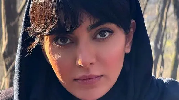 عکس| سفر زمان؛ «مرضیه» در کنار «جواد، مسعود و قاسم» در پشت‌صحنه سریال «بچه مهندس»