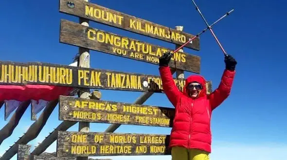 مرگ مغزی بانوی ایرانی فاتح هیمالیا  سوار بر دوچرخه / اعضای بدنش اهدا شد