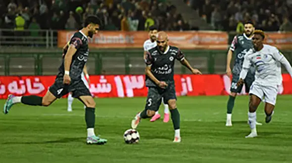 گزارش زنده: ذوب‌آهن 1 - استقلال 1