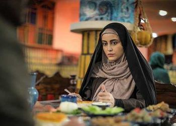 تغییر چهره عجیب فهیمه مومنی بازیگر سریال افرا / این همه تفاوت خارح از قاب دور باورکردنی نیست!