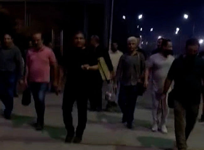 اخراج شبانه کارگران ایرانی توسط شرکت ترکیه‌ ای پتروشیمی رازی در خاک ایران!