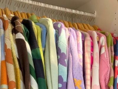 چگونه کمد لباس خود را همیشه خوشبو نگه داریم؟ راهنمایی جامع و کاربردی