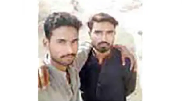 دردسر عکس سلفی 2 مرد بی وجدان با گوشی یک زن+ عکس