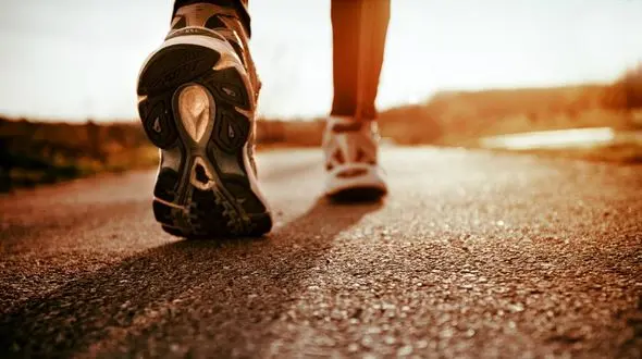 تاثیر 15 دقیقه پیاده‌روی روزانه در بدن
