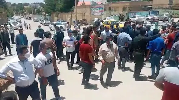  درگیری 2 طایفه بر سر آرای انتخابات در یاسوج / نیروهای یگان ویژه وارد عمل شدند + فیلم 