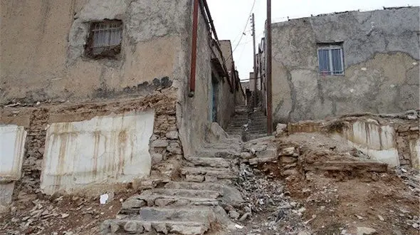 بافت فرسوده مشهد همچنان پیر و خطرناک / سهم آستان قدس در بازآفرینی بافت اطراف حرم چیست؟