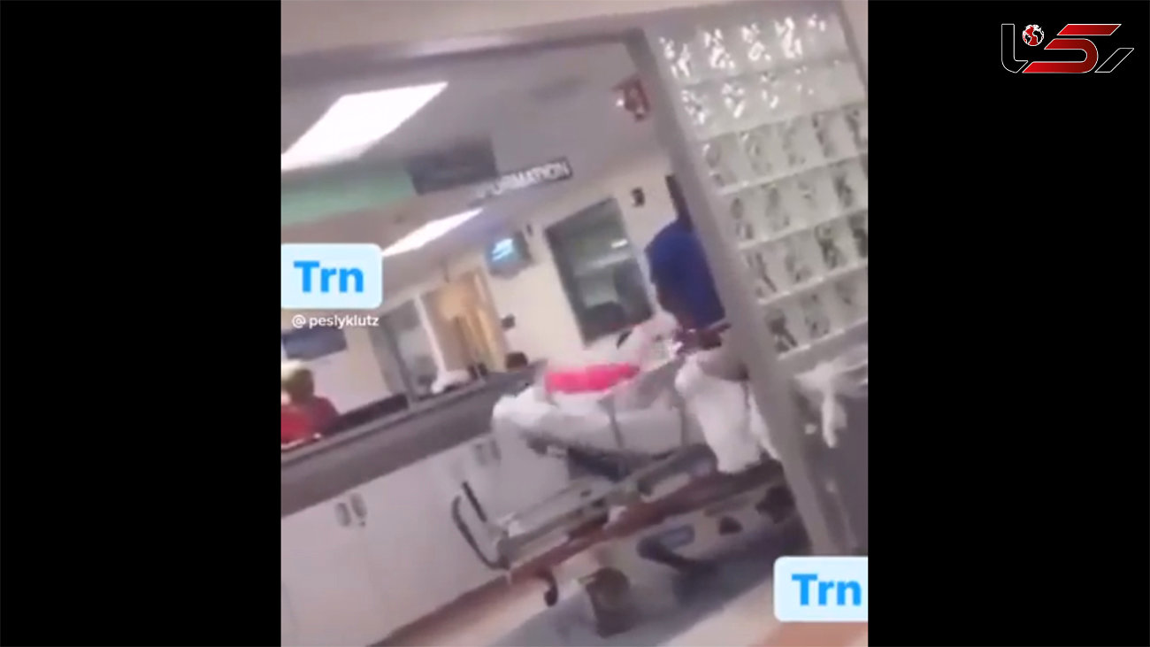 ببینید / اقدام خطرناک یک بیمار روی تخت بیمارستان /  تکاپو برای مرگ + فیلم