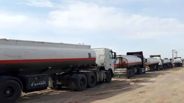 رانندگان نفتکش زیر فشار بیمه مضاعف / سازمان راهداری ورود کند