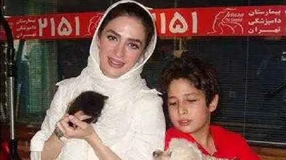 شباهت عجیب عسل بدیعی و پسرش / تغییر چهره جانیار بعد از 11 سال از رفتن مادرش !