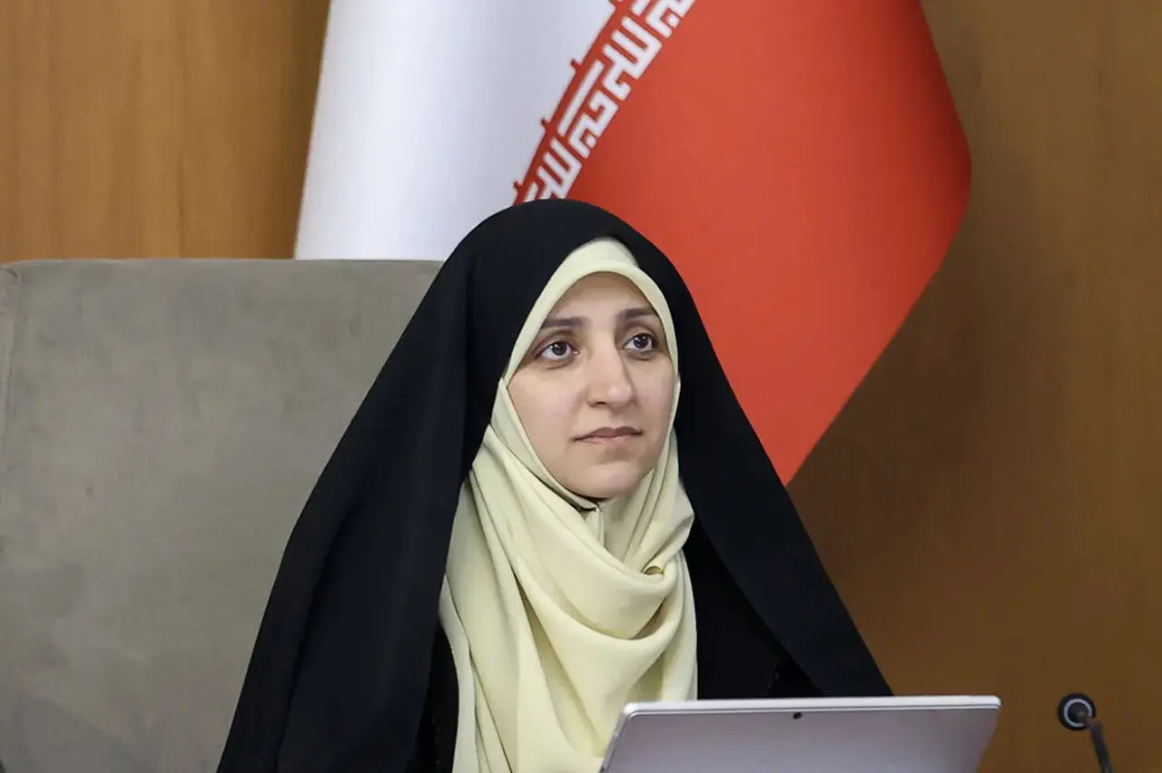 با دستور پزشکیان، توقیف خودرو و جریمه های حجاب متوقف شد؟ جزئیات خبر