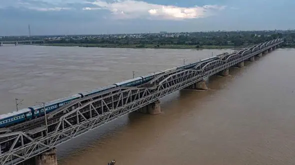 سیل مرگبار با بیش از 50 کشته در هند +عکس 