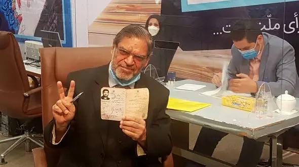 مدیرعامل سابق دخانیات در انتخابات ثبت نام کرد