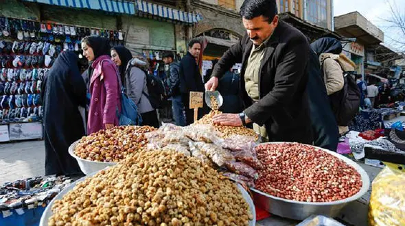 کنترل قیمت مرغ ، تخم مرغ ، میوه و آجیل شب عید توسط دولت