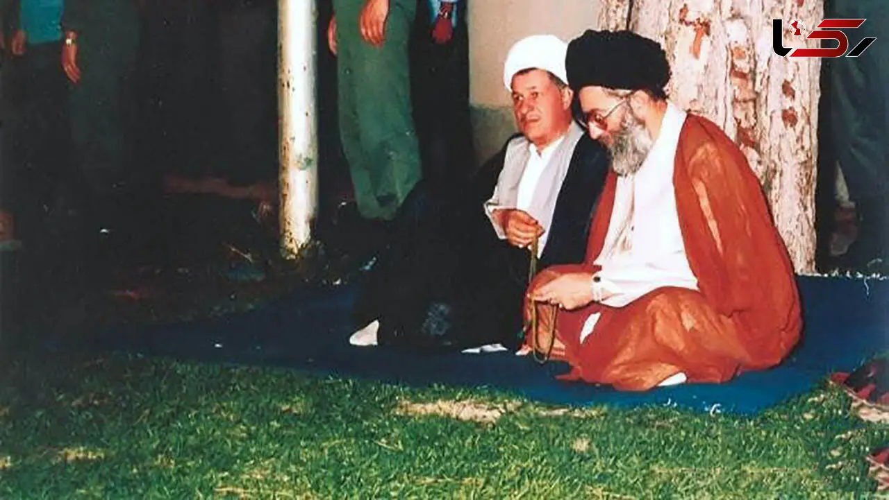 عکس جلسه تاریخی سران سه قوه زیر درخت حیاط منزل هاشمی رفسنجانی