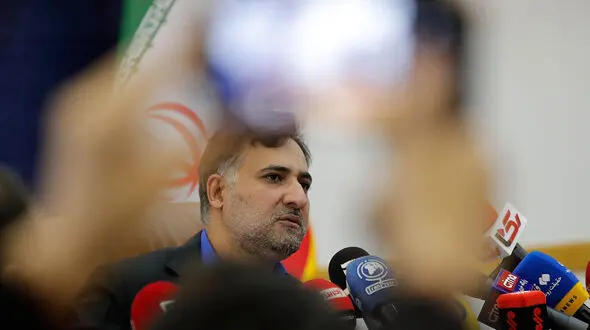 معاونت علمی فناوری رئیس جمهور: مهاجرت نخبگان نداریم / اگر مهاجرت بد بود پیغمبر به آن توصیه نمی کرد + فیلم
