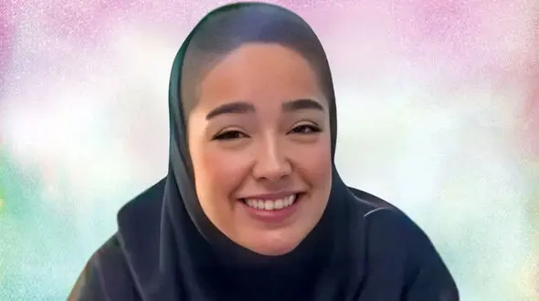 زیبایی مصنوعی خانم معلم قائمشهری ! + عکس صدف صفرزاده با نغییر چهره و رنگ چشم !