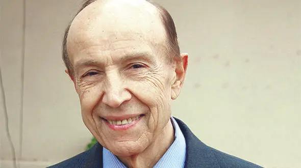 دکتر غلامعلی پیمان پزشک ایرانی جراحی لیزیک را اختراع کرد + عکس