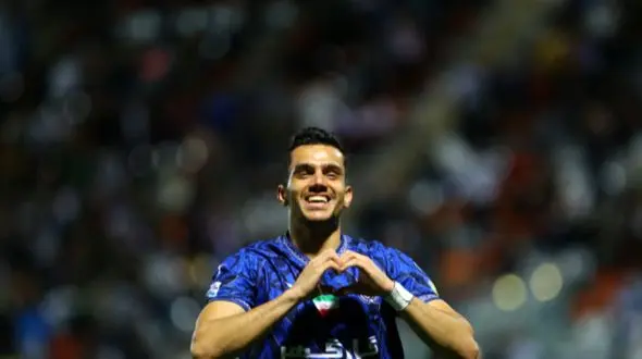 تراکتور دوباره بازیکن داخلی خرید!