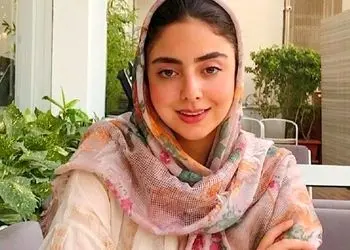 عکس / سفر در زمان /  «حنا نوه محمدعلی فردین» در کنار پوری بنایی؛ سال 96 / شباهت نوه فردین با زیبایی های پدربزرگش