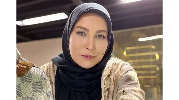 پوشش باوقار فریبا نادری !