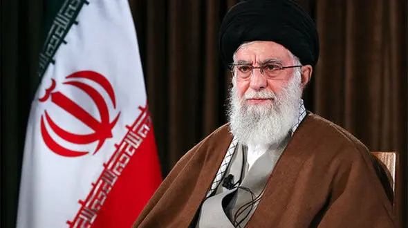 آغاز خطبه‌ های حضرت آیت‌ الله خامنه‌ ای در نماز جمعه امروز