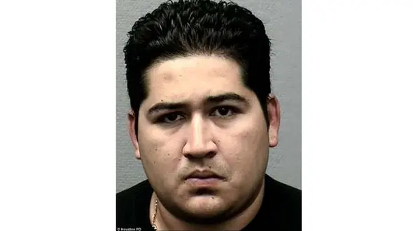 این قاتل از پشت میله‌های زندان هم دست به قتل می زد + عکس